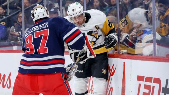 Final: Jets 2, Penguins 1 taken in Winnipeg, Manitoba (Live coverage)